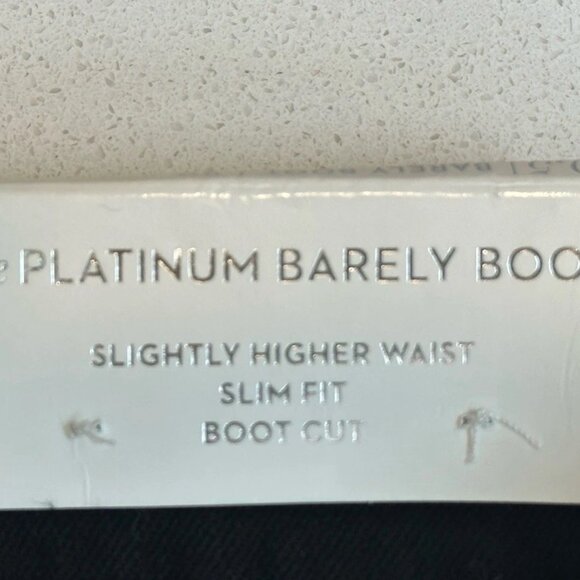 NWT Chicos The Platinum Barely Boots 0.5 Regular Black - Size 6 / Small - Picture 10 of 14